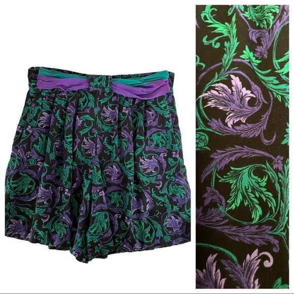 SKORT WITH TIE ACCENT AT WAIST - Picture 1 of 8